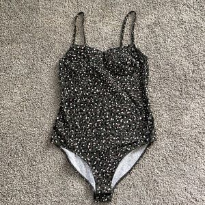 Wild fable leopard body suit size small